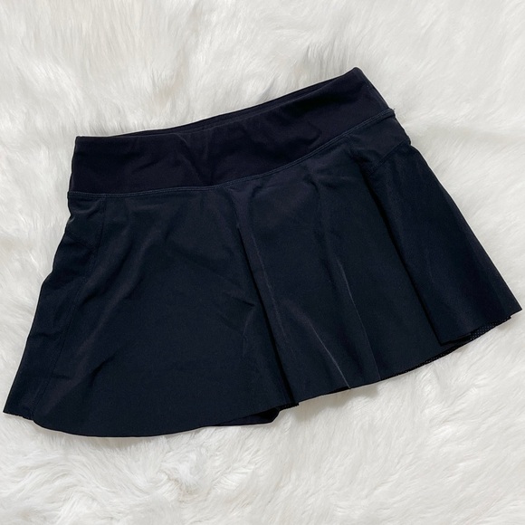 Sweaty Betty Swift Workout Skort - Picture 6 of 10